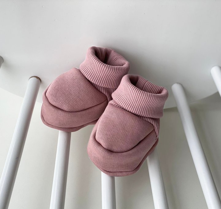 Buy Booties "Direction" powder, 6-12 months, Kid`s Fantasy