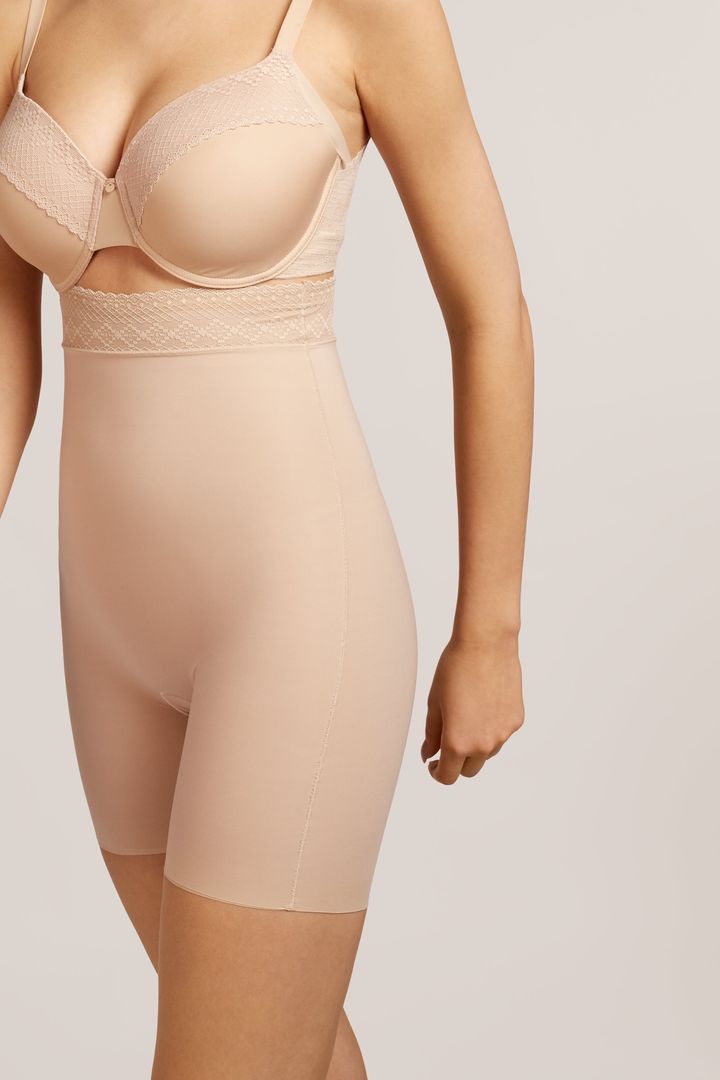 Buy Women's corrective shorts. beige, 44, 442 - Gisela
