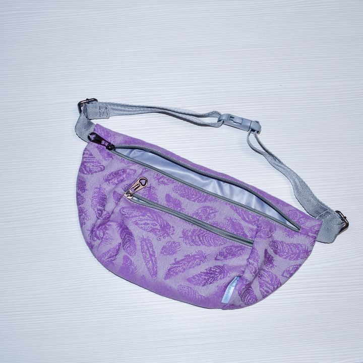 Buy Belt bag lilac Feathers
