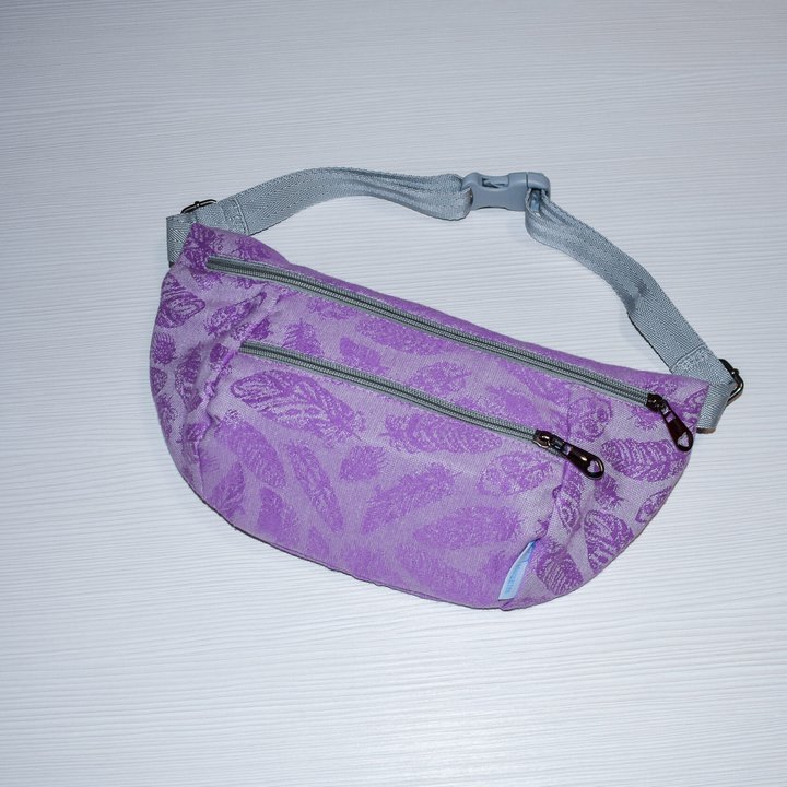 Buy Belt bag lilac Feathers