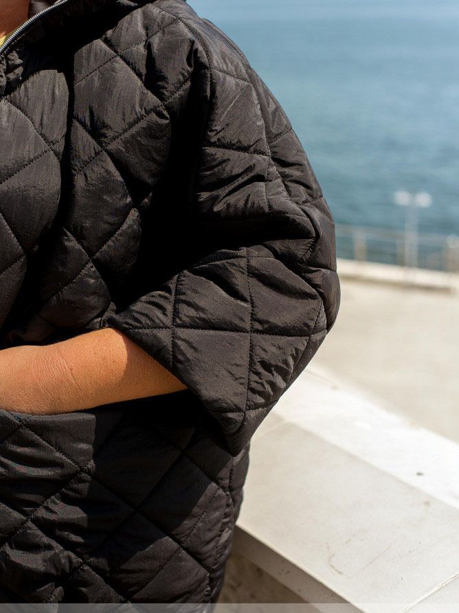 Купити Жіноча куртка №1194-чорний, 62-64, Minova