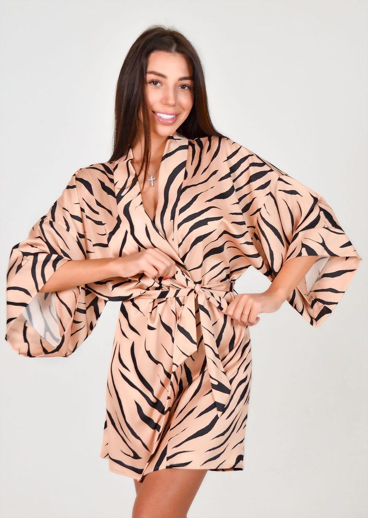 Buy Women's bathrobe №1523/005, L, Roksana
